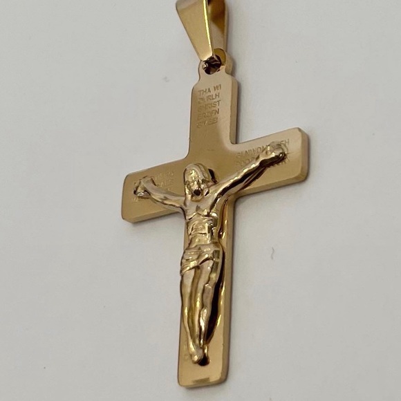 14k gold filled cross pendant - Picture 4 of 5